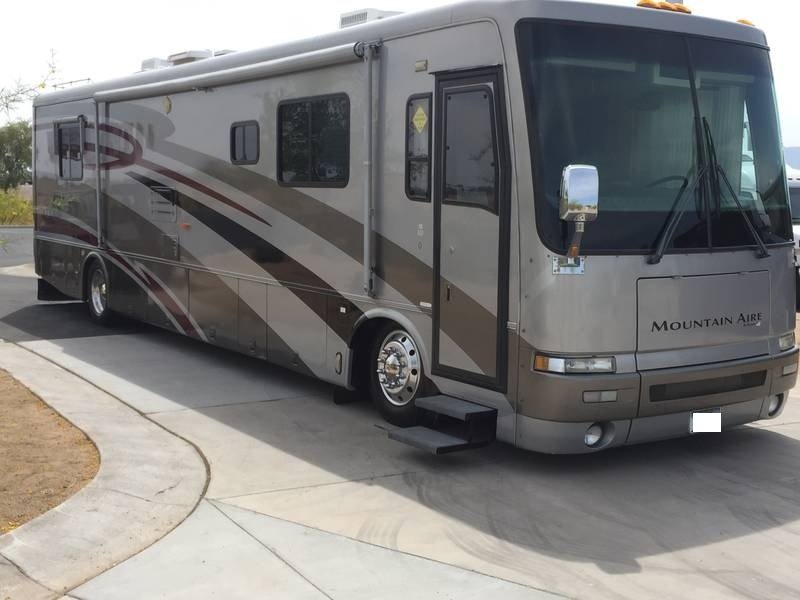 2002 Newmar Mountain Aire 4095